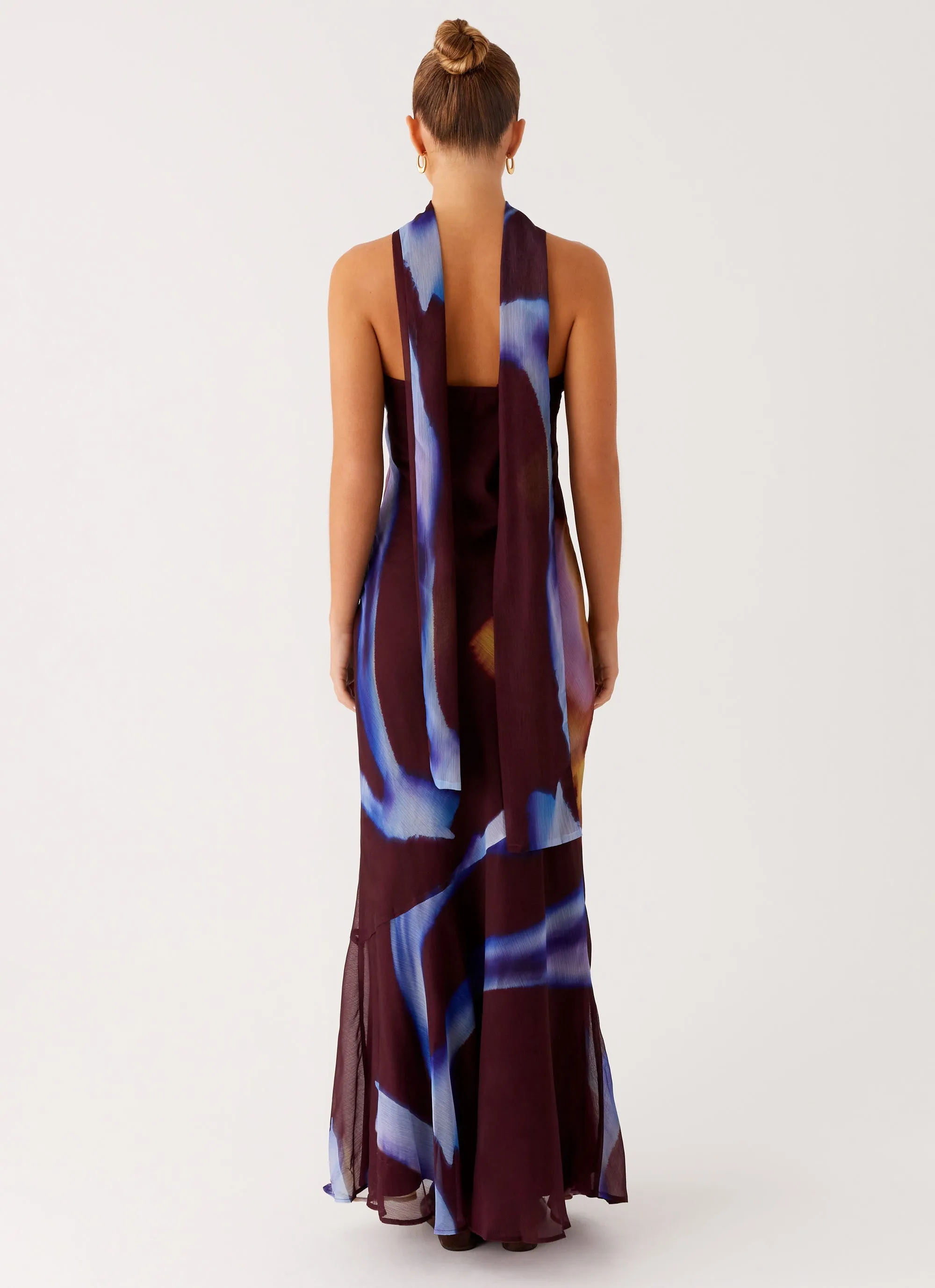 Under The Pagoda Maxi Dress - Dark Floral Comfy Fit