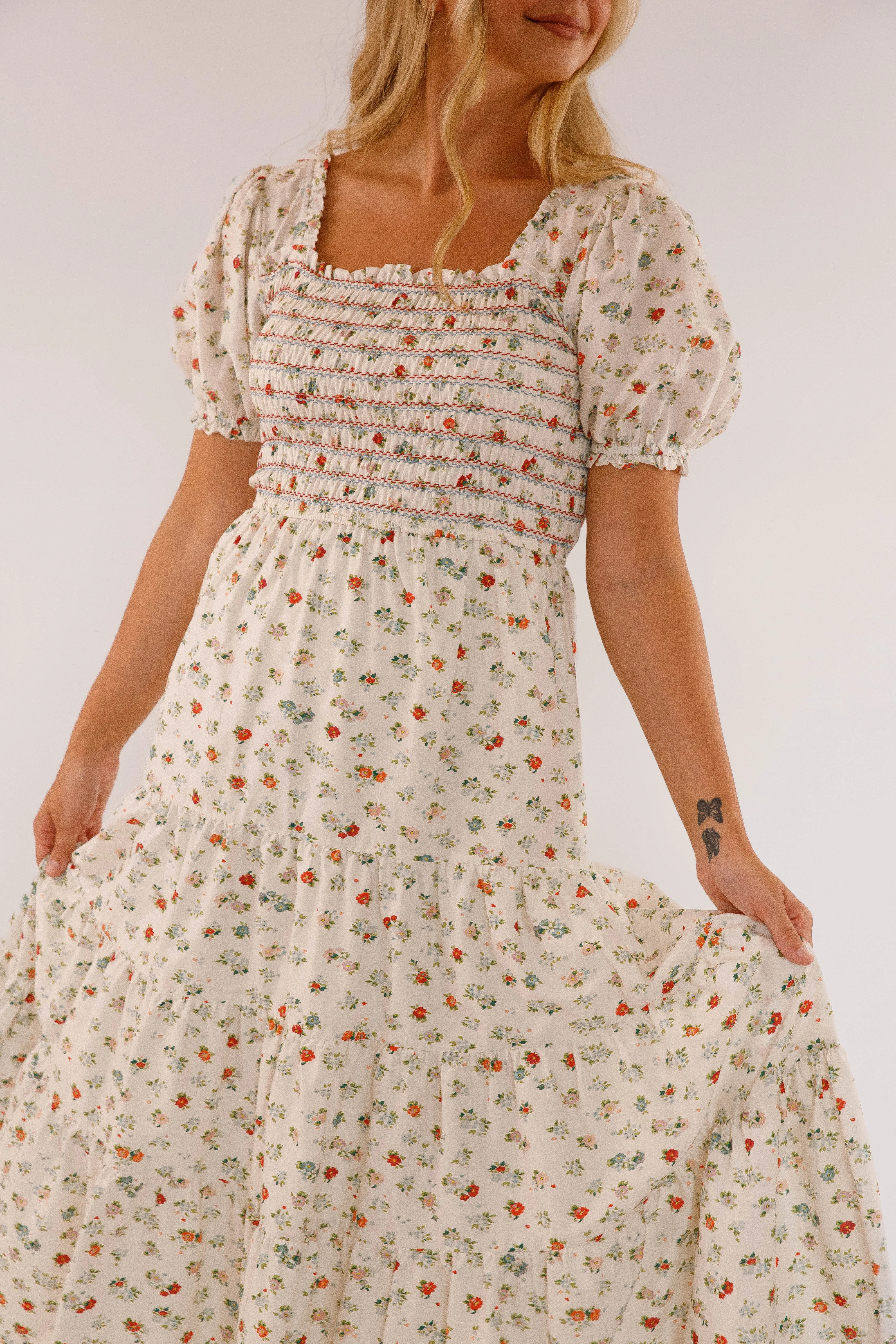 Relaxed fit wear Light Finish The Wildflower Field Maxi Dress