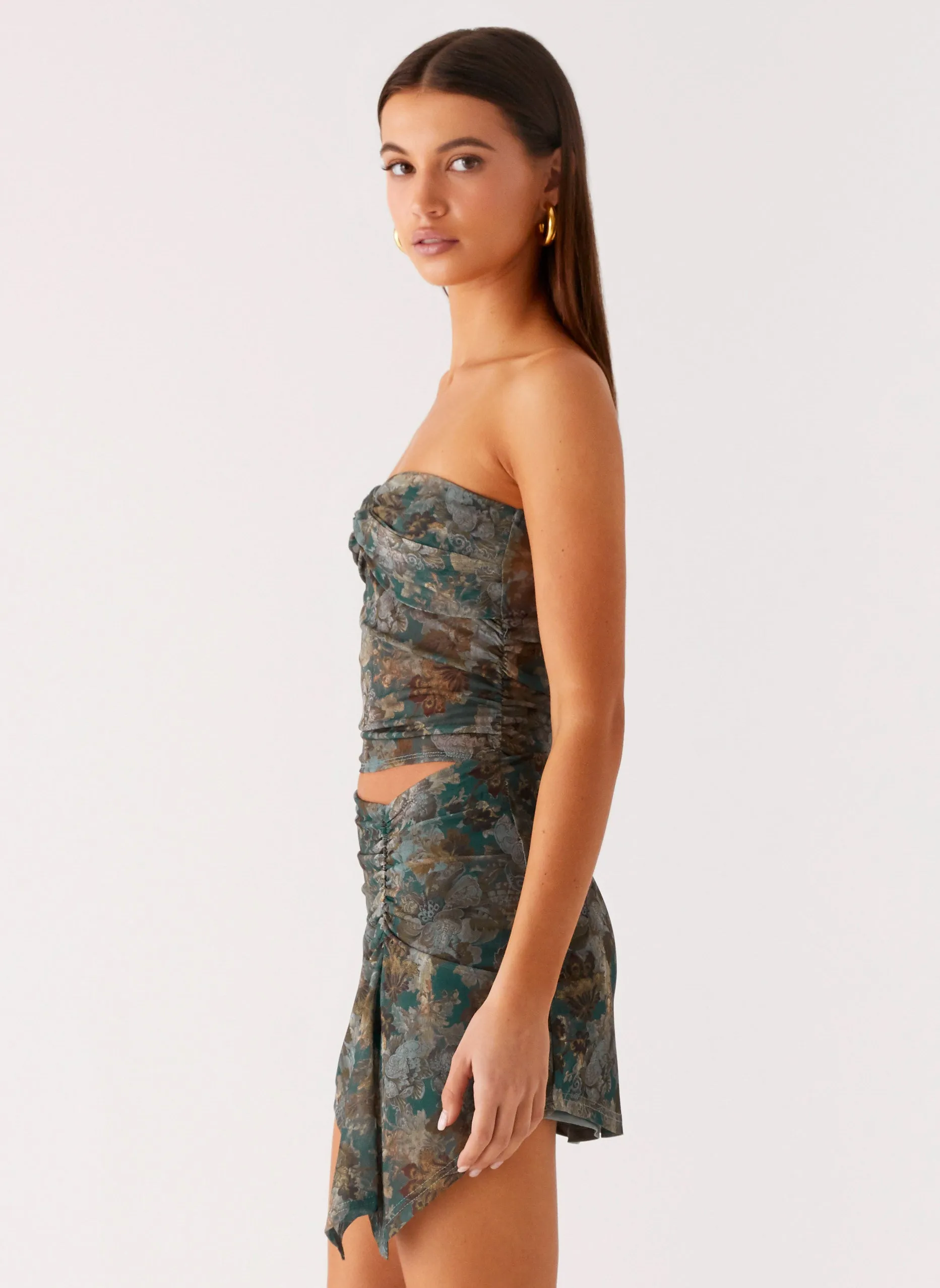 Comfy Yet Stylish Daily Wear Vayda Mini Dress - Vintage Blossom