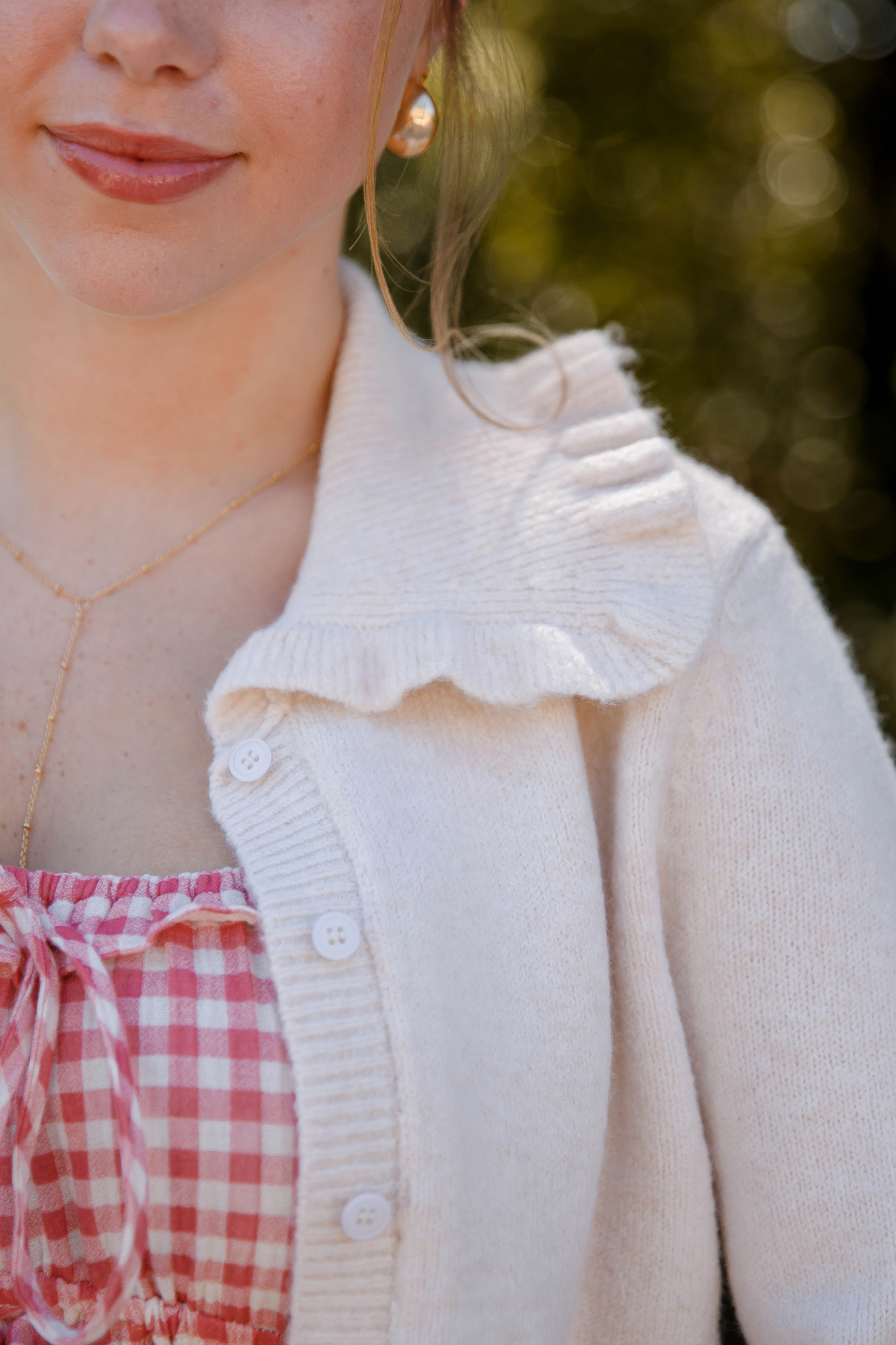 StainRepellentCoating FlexibleElasticatedEdging Frills and Thrills Cardigan-Beige