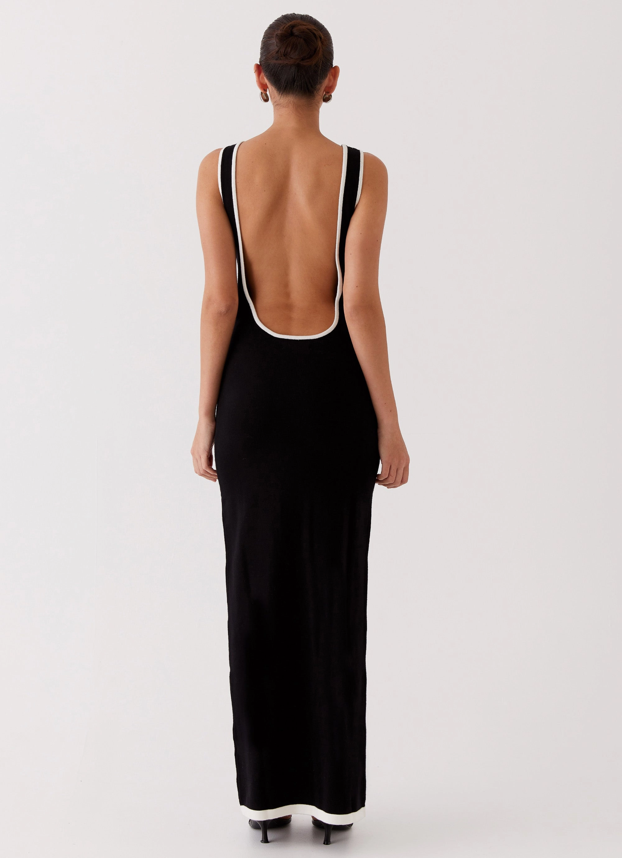 Lost In Paris Knit Maxi Dress - Black Smooth Edge Event Safe