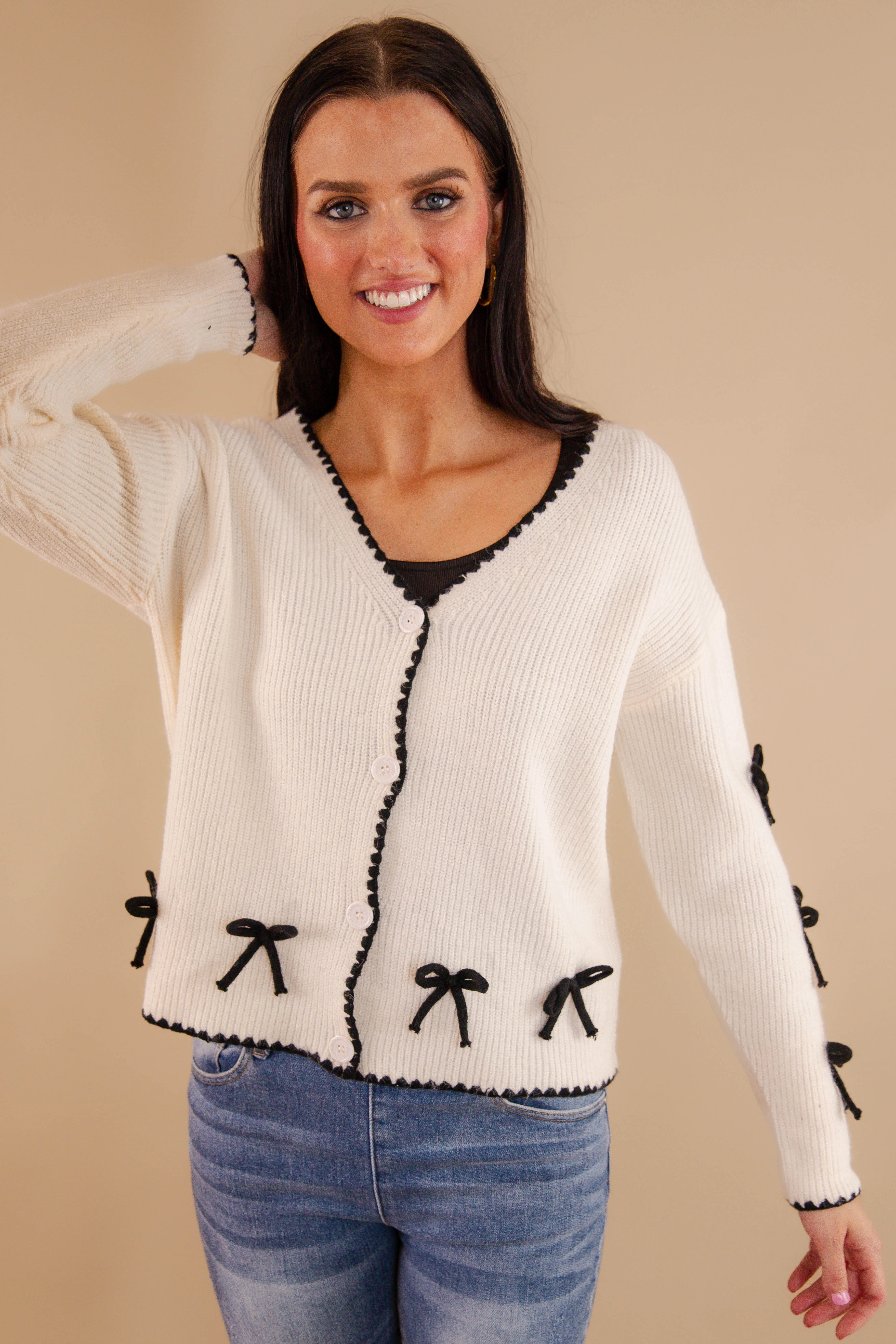 Very Demure Cardigan Stretchable Neckline Bound Edges