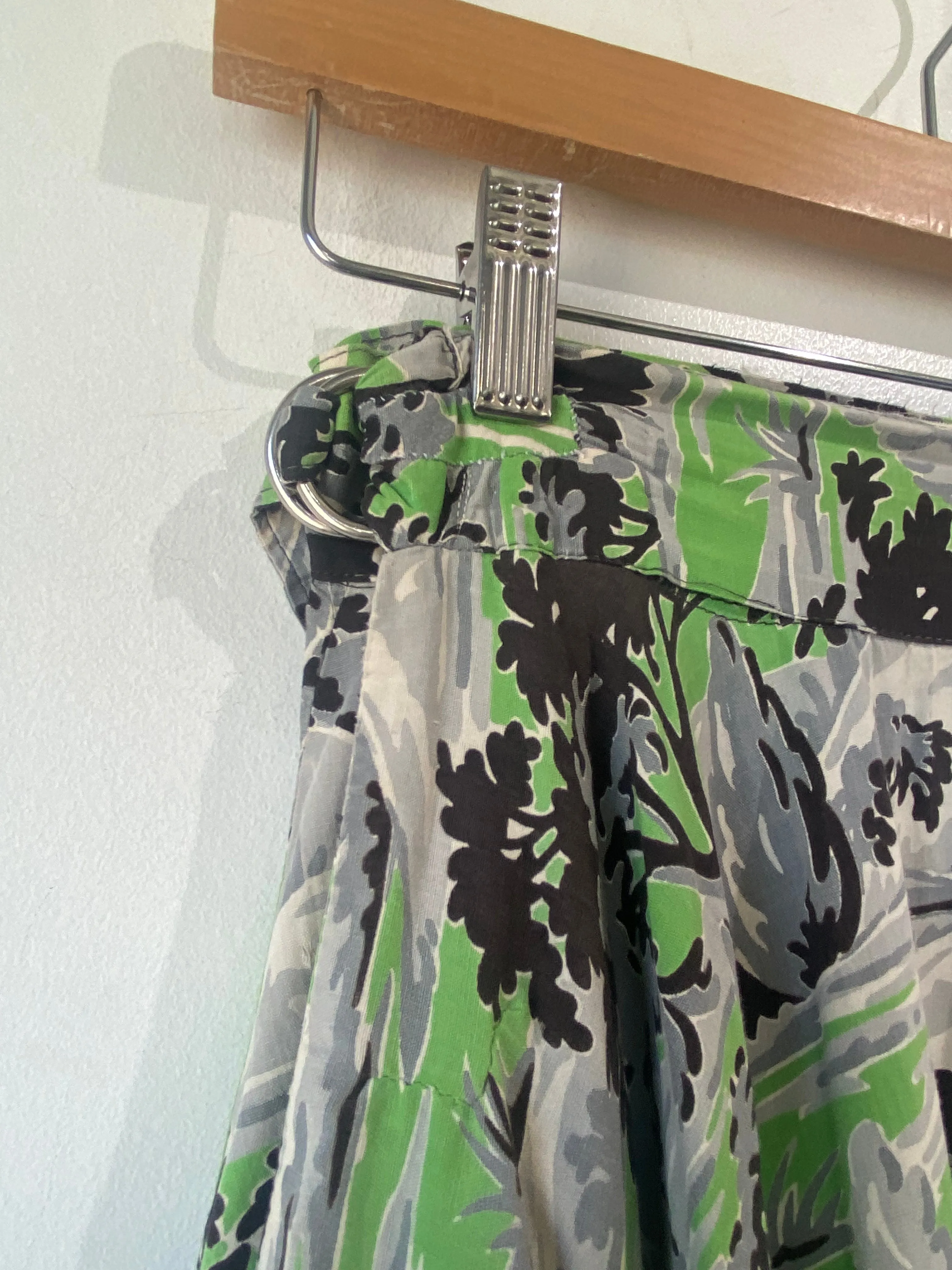 Vintage 1940s Green Pastoral Scene Skirt