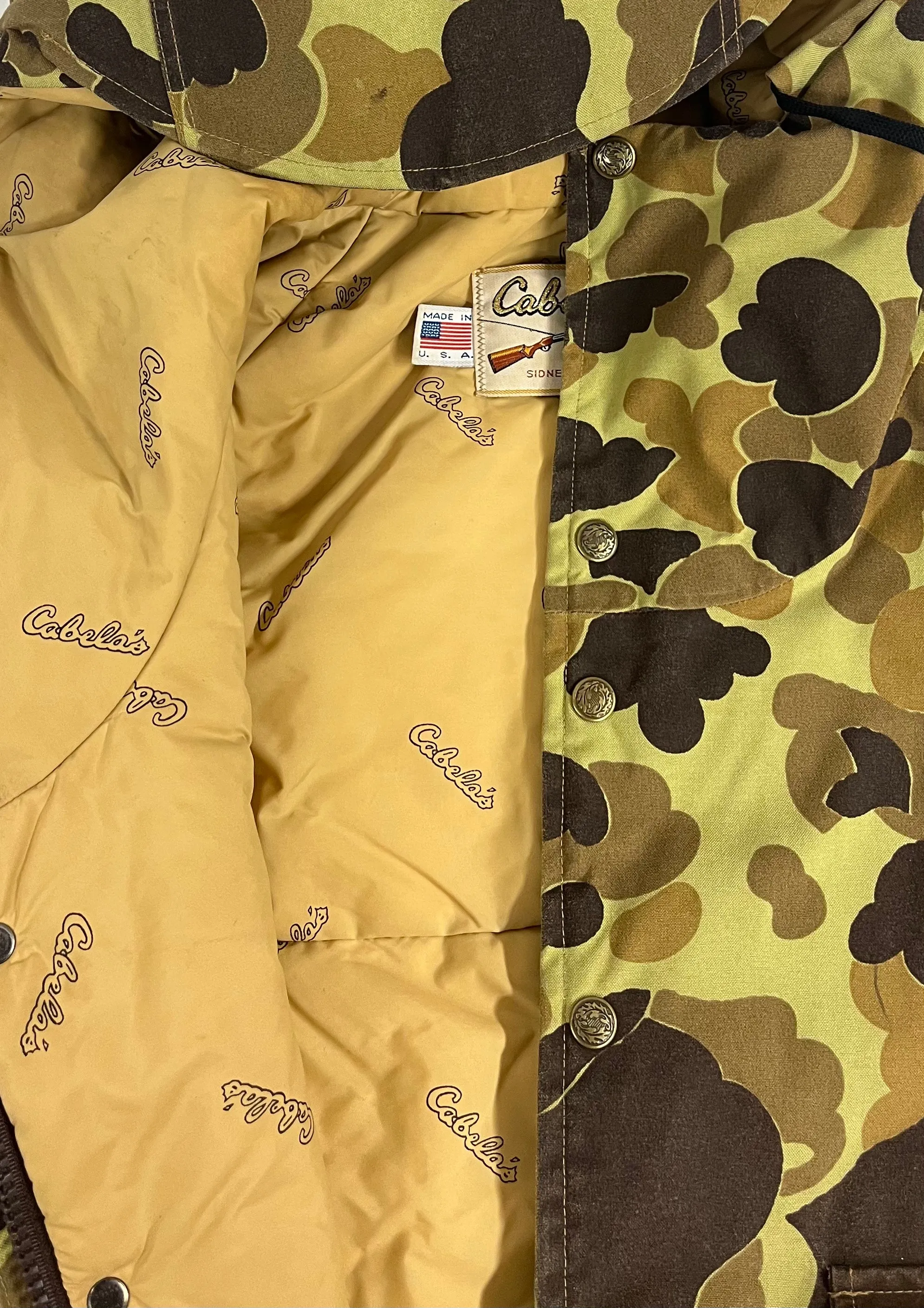 Vintage Cabela's Made In U.S.A. "Frog Skin Camo" Goretex Jacket