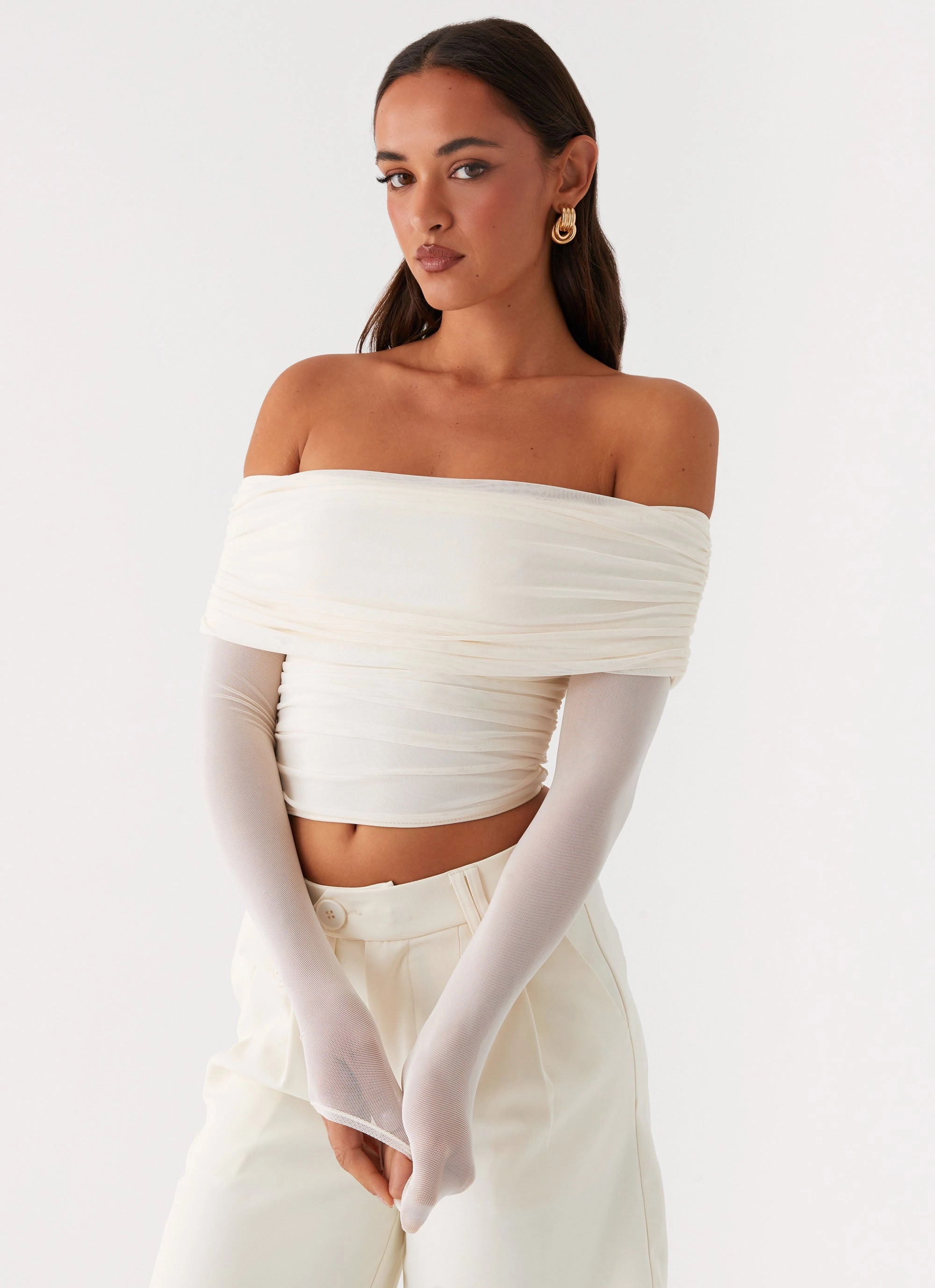 Tear Resistant Fiber Blend Vivianne Off Shoulder Top - Ivory