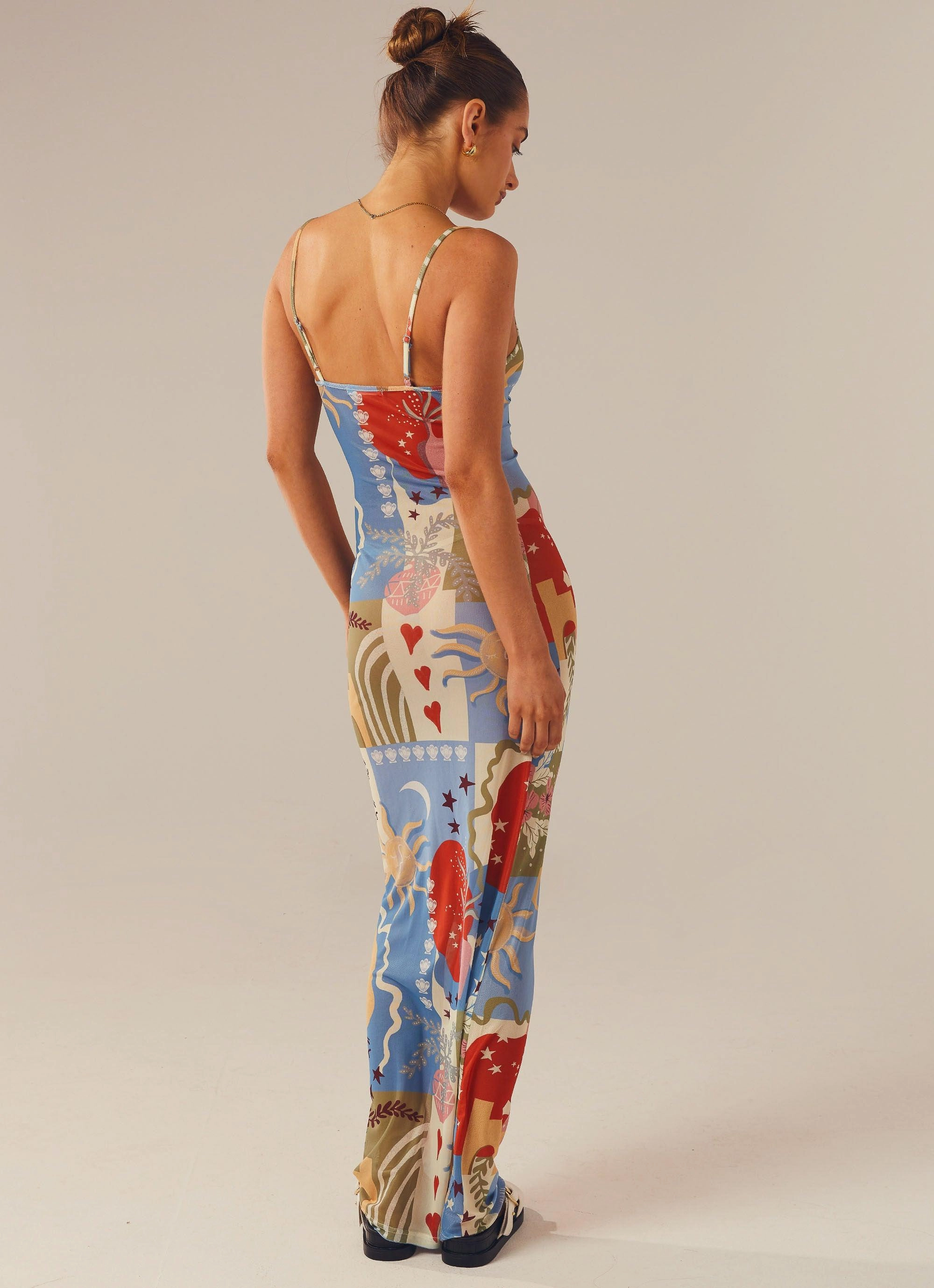 Sophisticated and Relaxed Anti-Static-Finish Wanderlust Maxi Dress - Fantasy Muse
