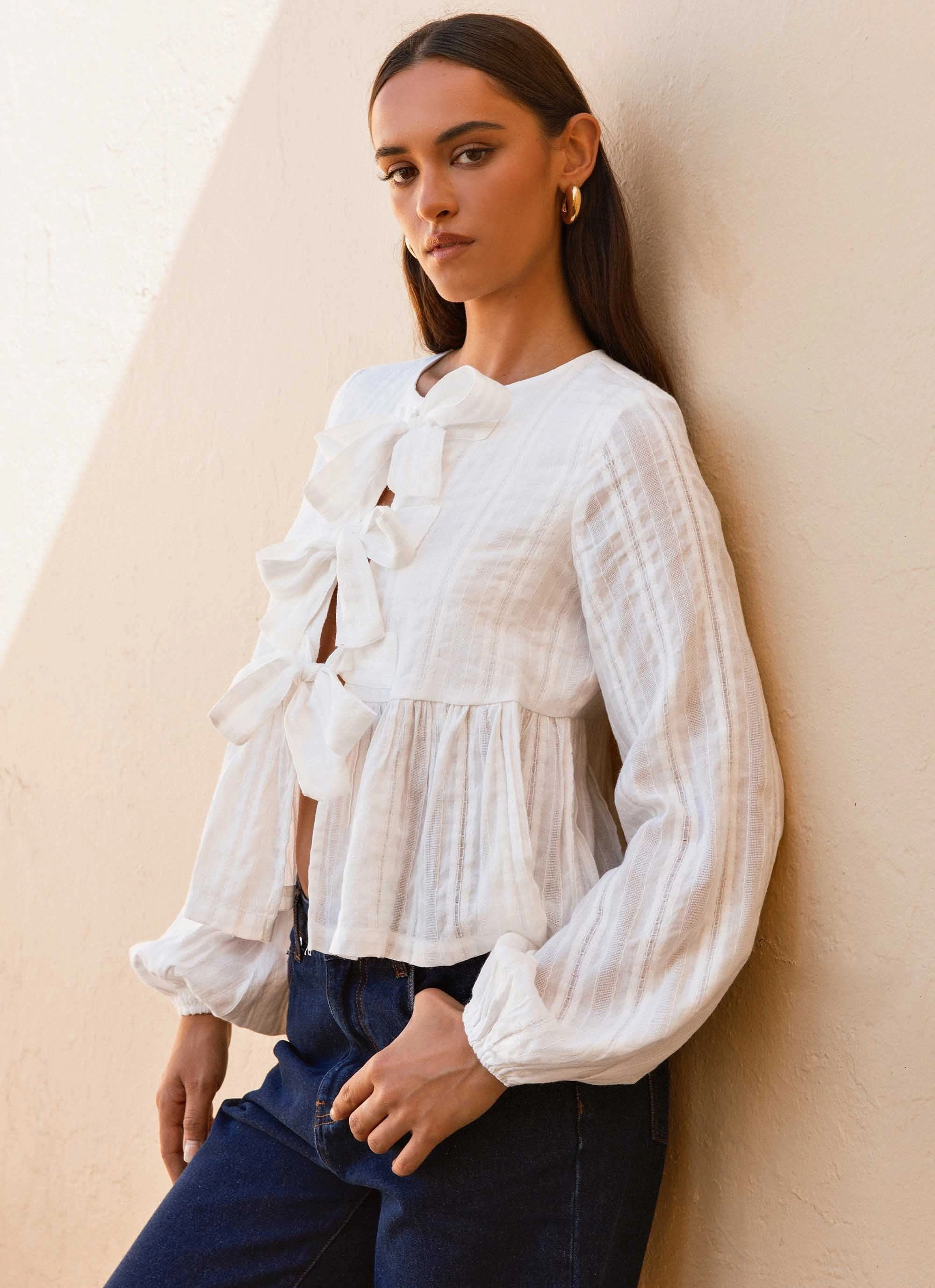 AntiStatic Material Light Reflective Printing Western Wind Long Sleeve Top - White