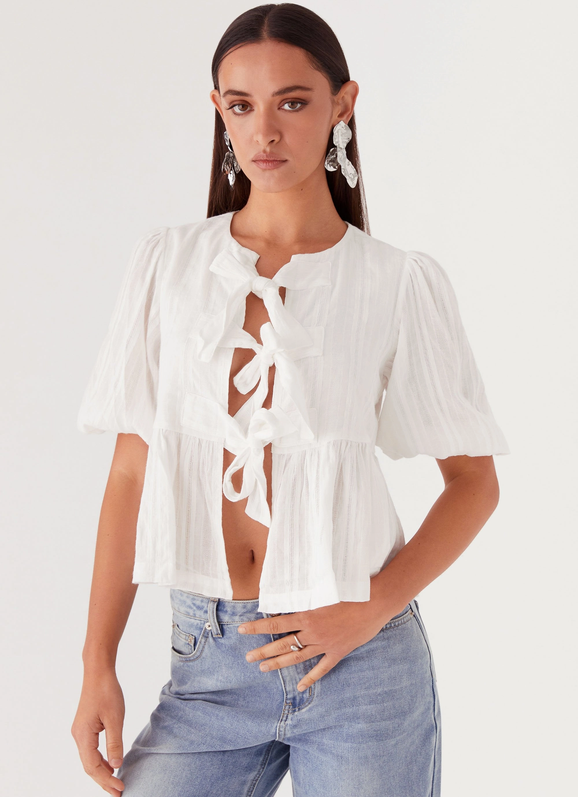 HiddenPocket Anti Static Fabric Western Wind Tie Top - White