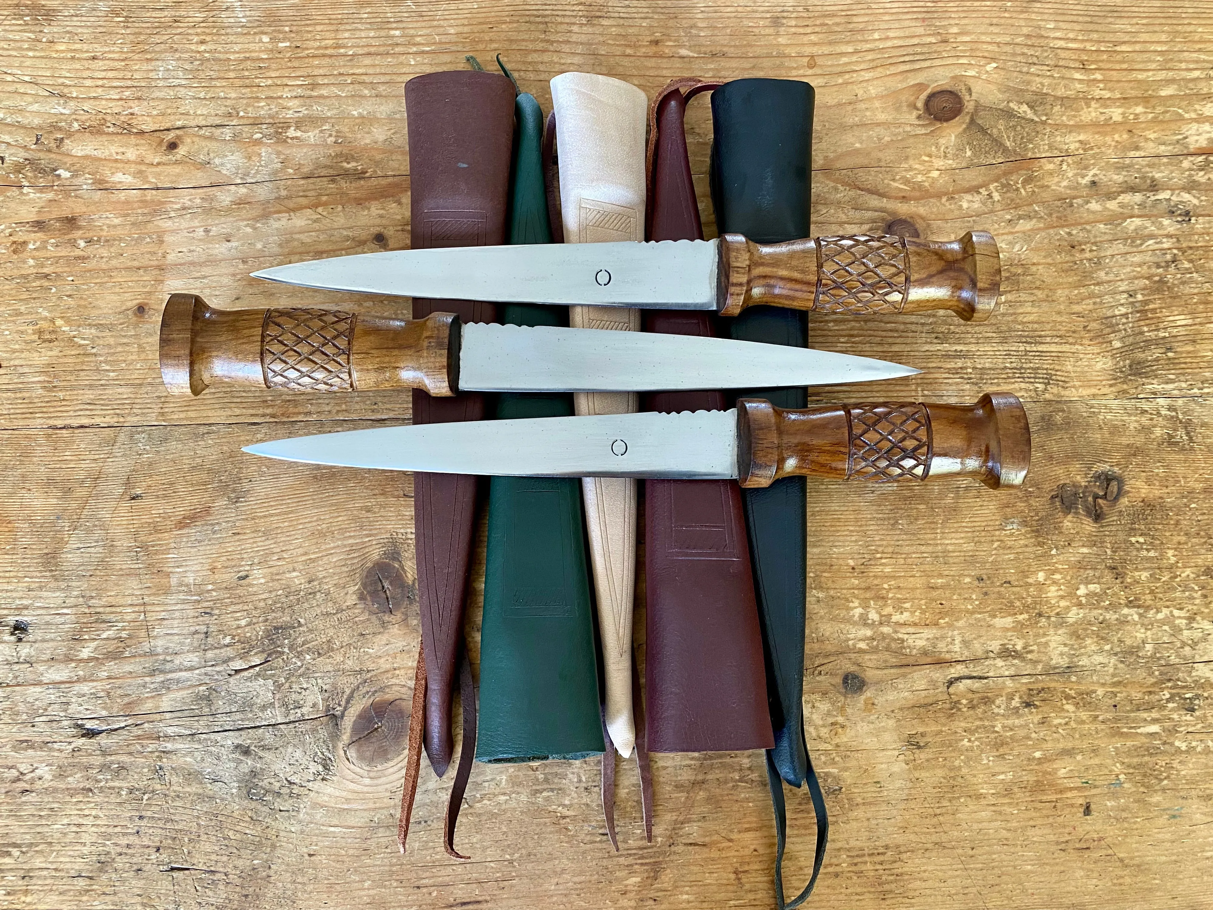 Whittle Tang Dagger