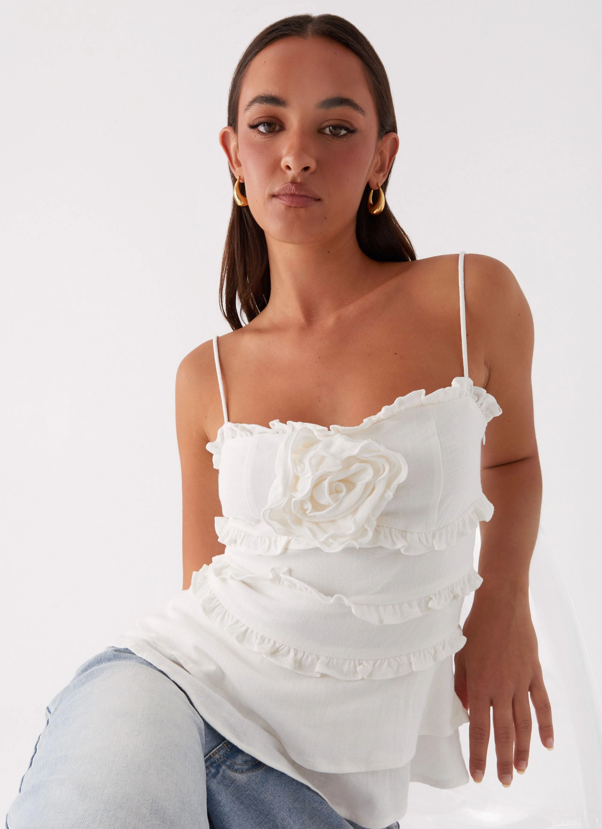 Wilde Linen Rose Top - White HeatSealed Seams Sporty Sweatshirt