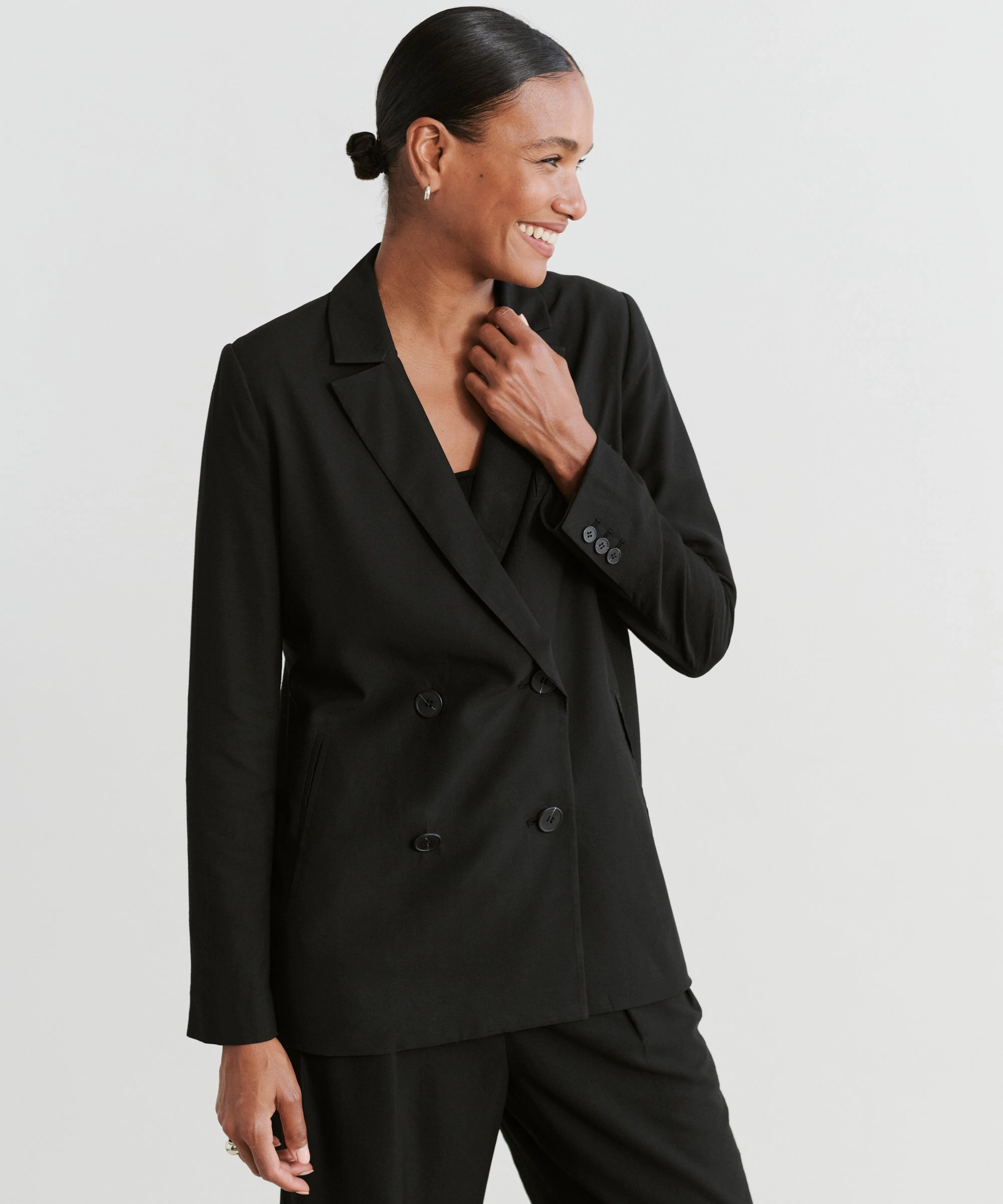 slim cut Compression Fit Technology Jones Blazer