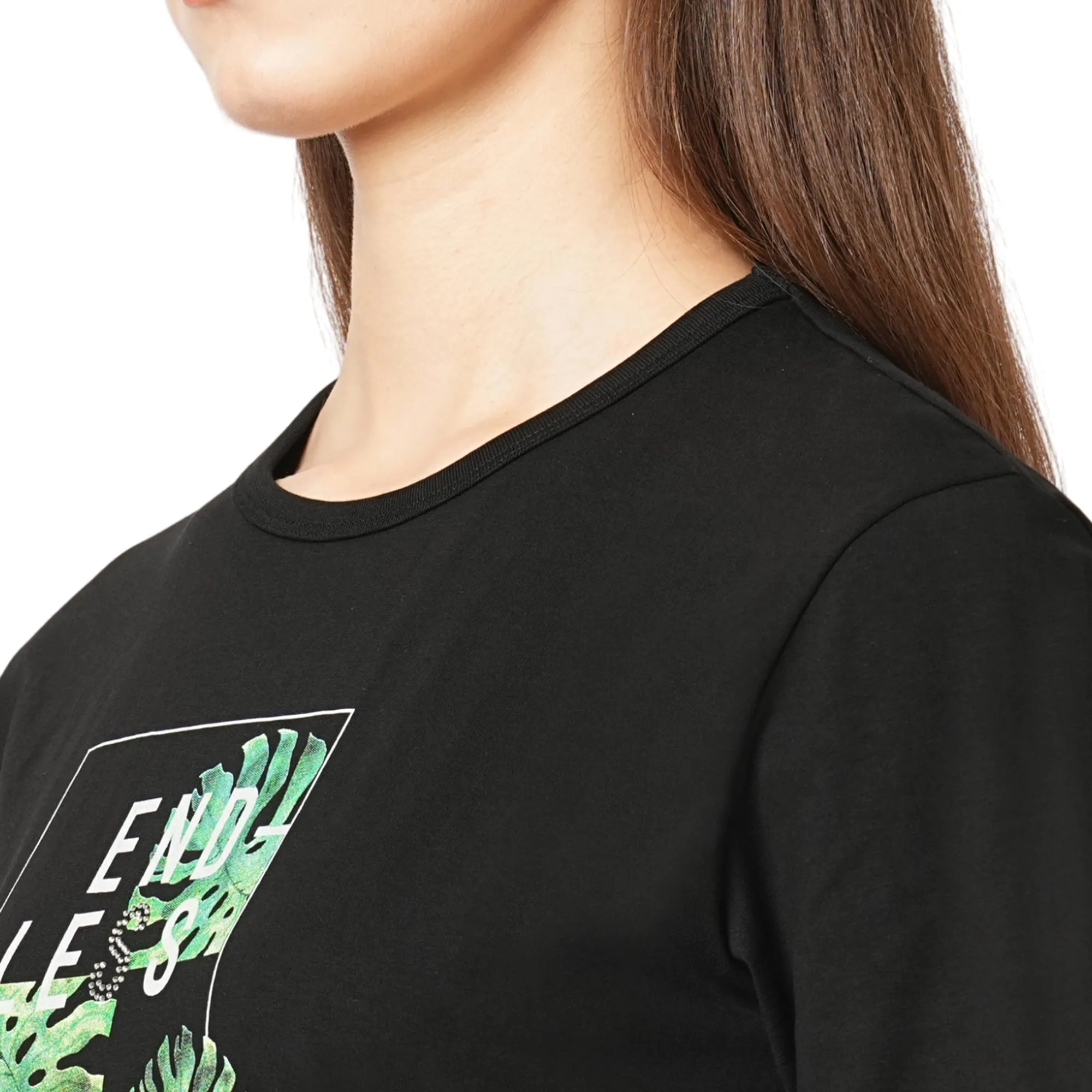 Women Slim Fit Black Crop Chest Print T-Shirt