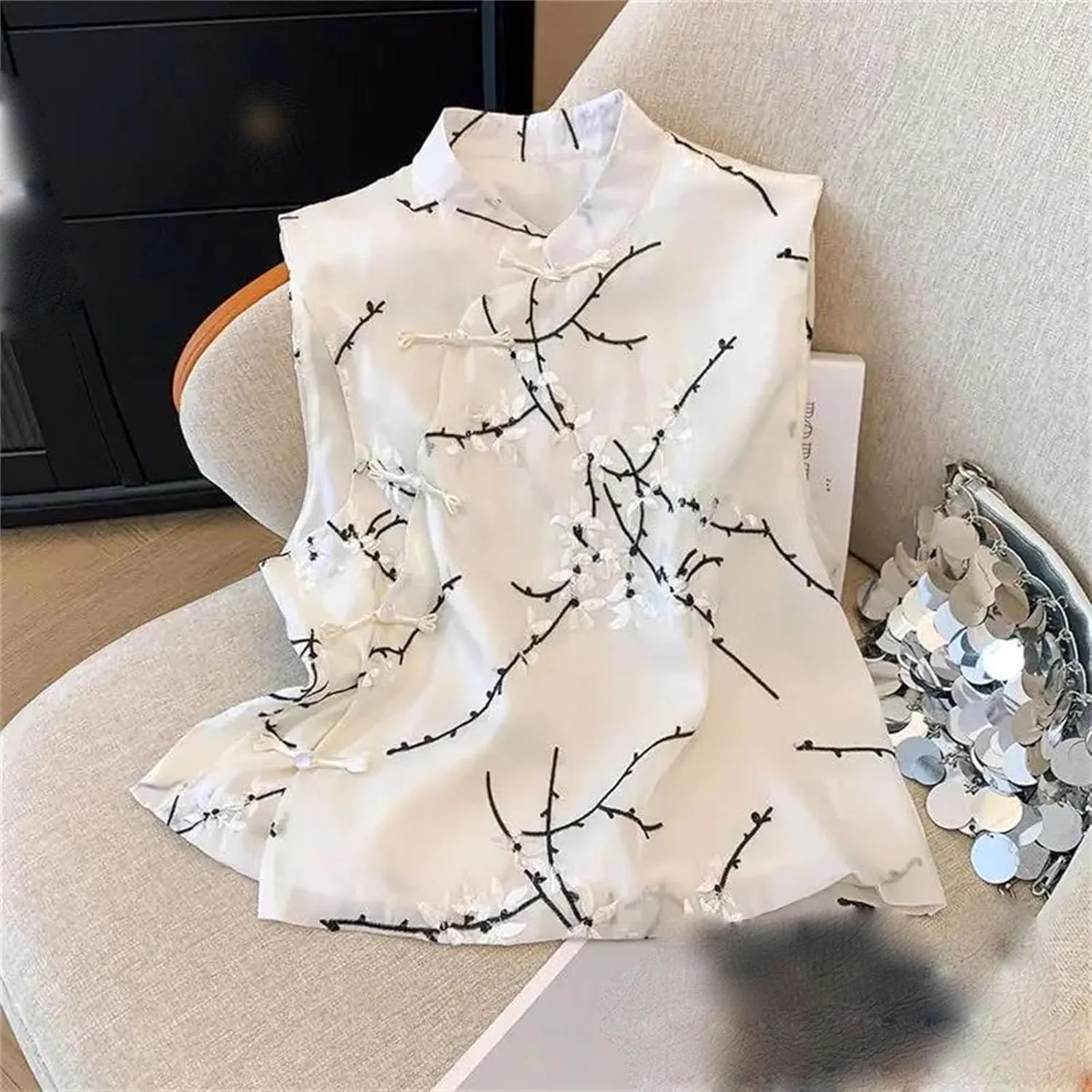 Women's Embroidered Mandarin Collar Vest Breathable Summer Wedding Guest Outfit Sleeveless Irregular Waistcoat