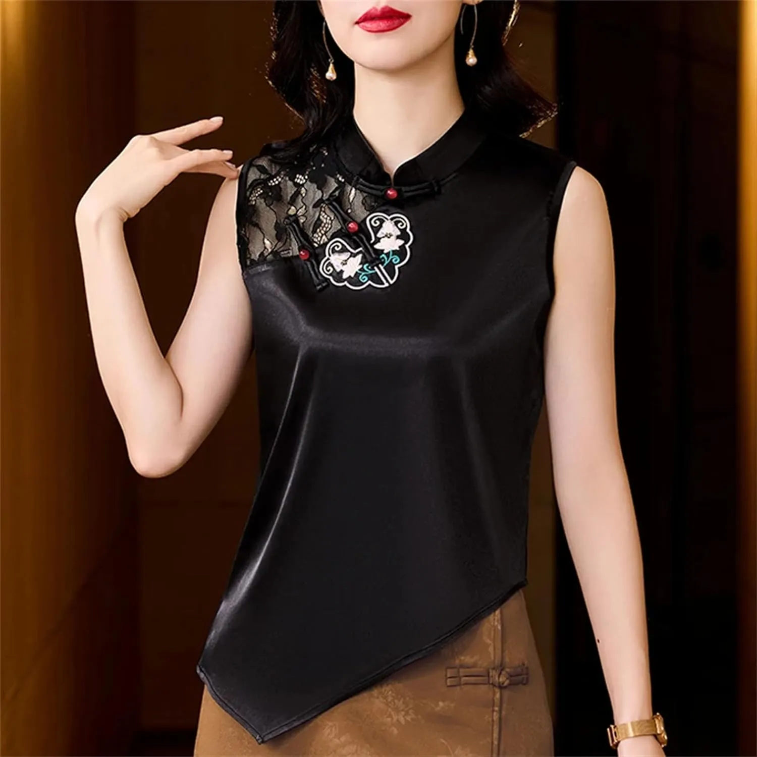 Women's Mandarin Collar Satin Tank Tops Breathable Sleeveless Blouse with Lace Trim & Asymmetric Hem Wedding Guest Top