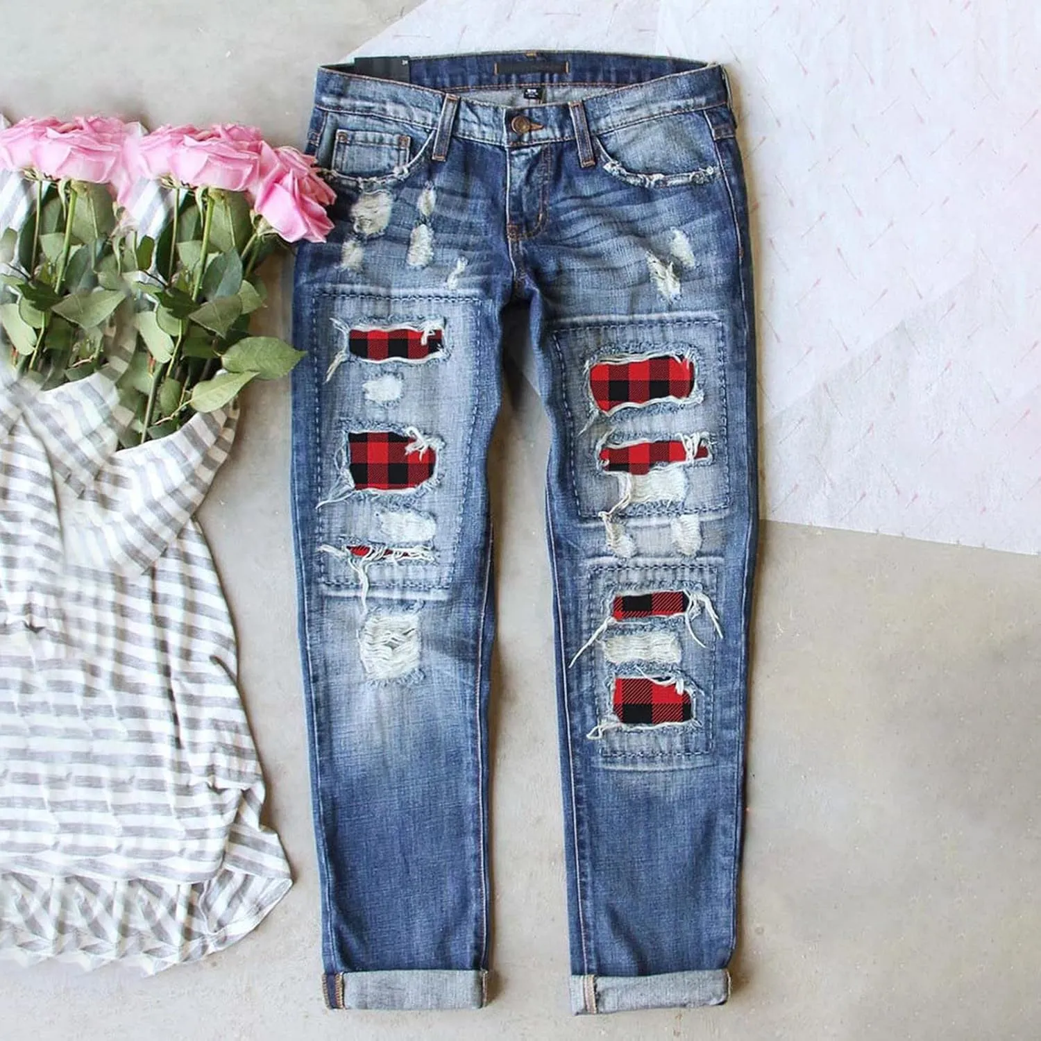 Women's Plaid Patchwork Boyfriend Distressed Jeans Light Sweatpant Jeans Wide Leg High Waisted with Pockets