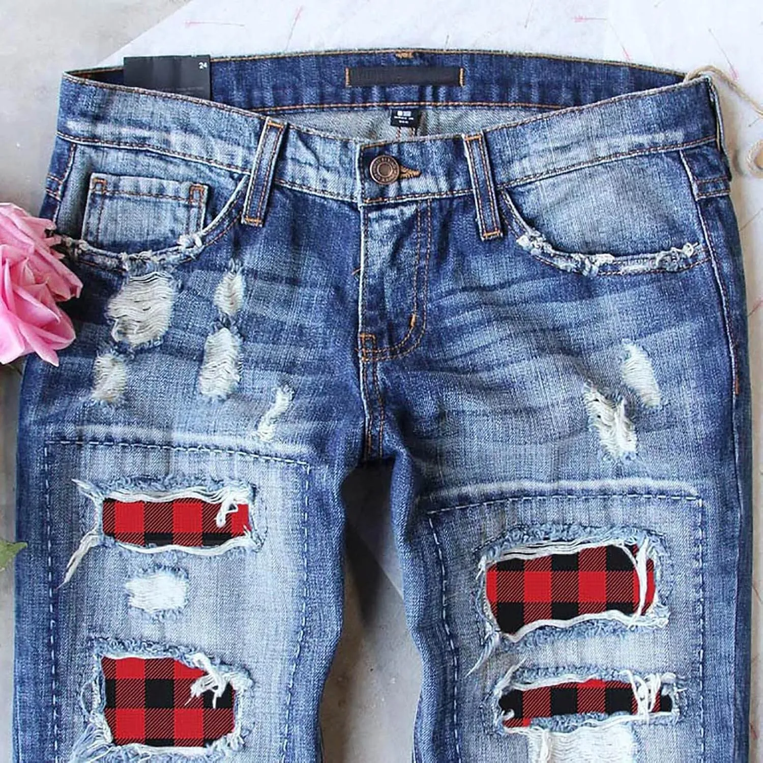 Women's Plaid Patchwork Boyfriend Distressed Jeans Light Sweatpant Jeans Wide Leg High Waisted with Pockets