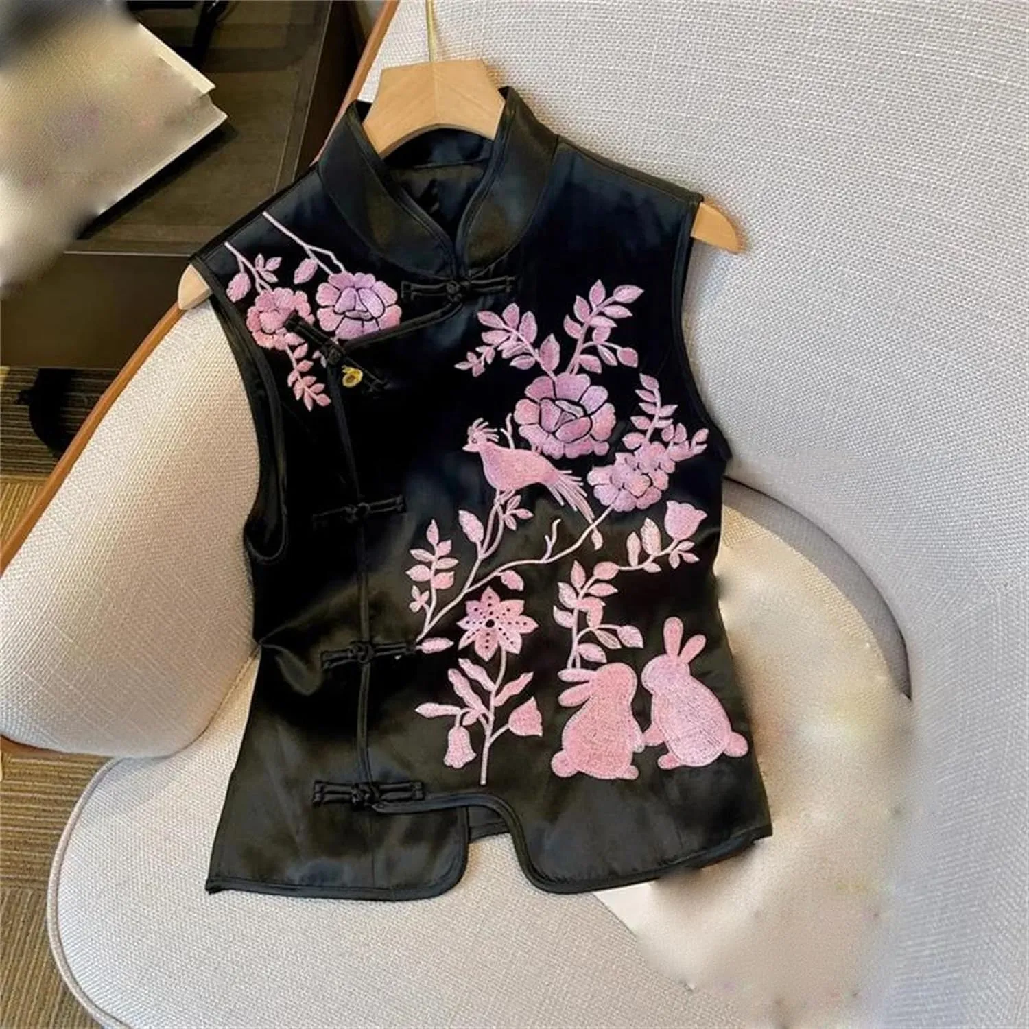 Women's Satin Blouse Sleeveless Mandarin Collar Embroidery Shirt with Buckle Elegant Wedding Guest Outfit for Evening Party