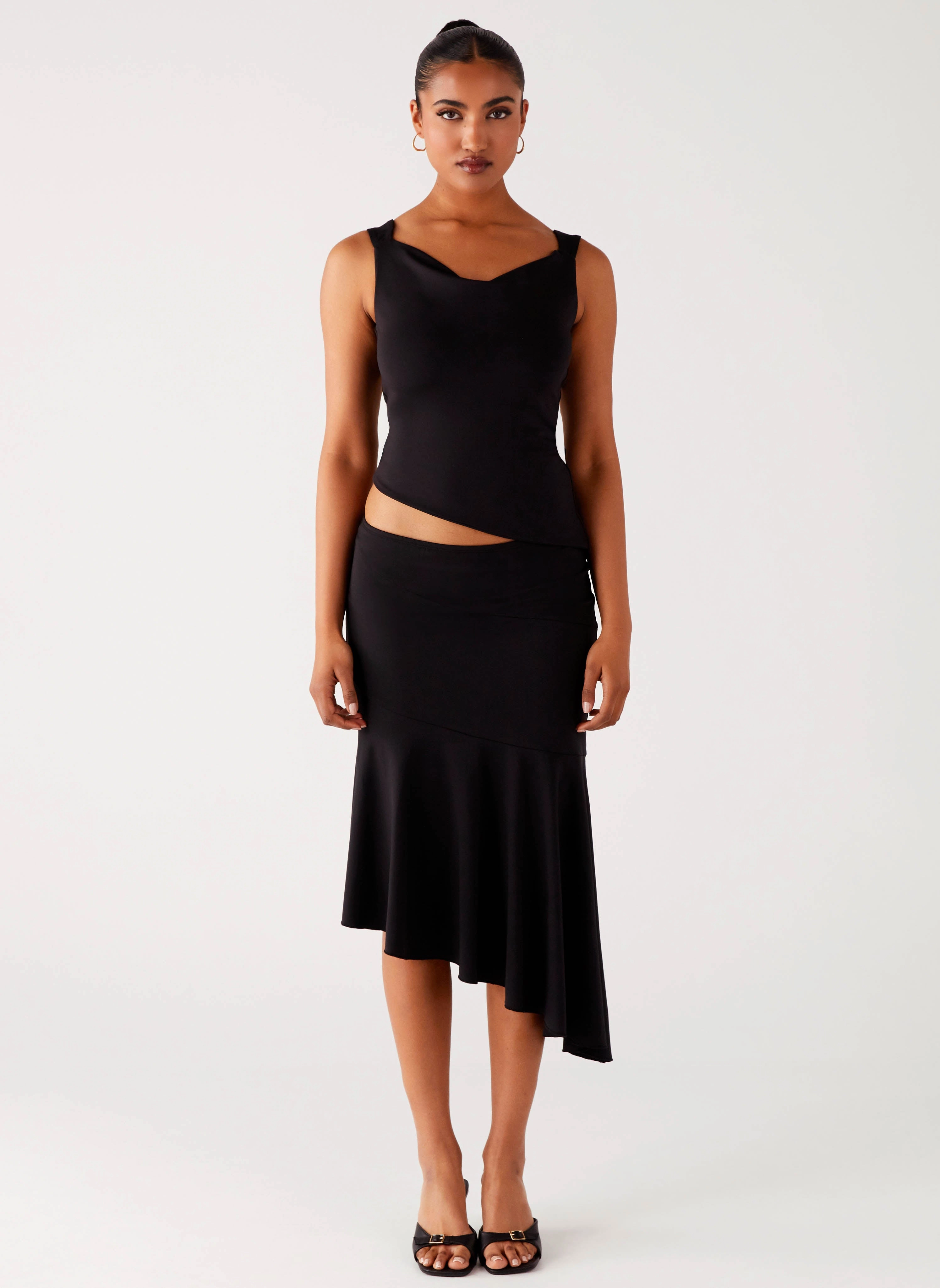 Fitted Tank Moisture Wicking Technology Wonderlust Cowl Top - Black