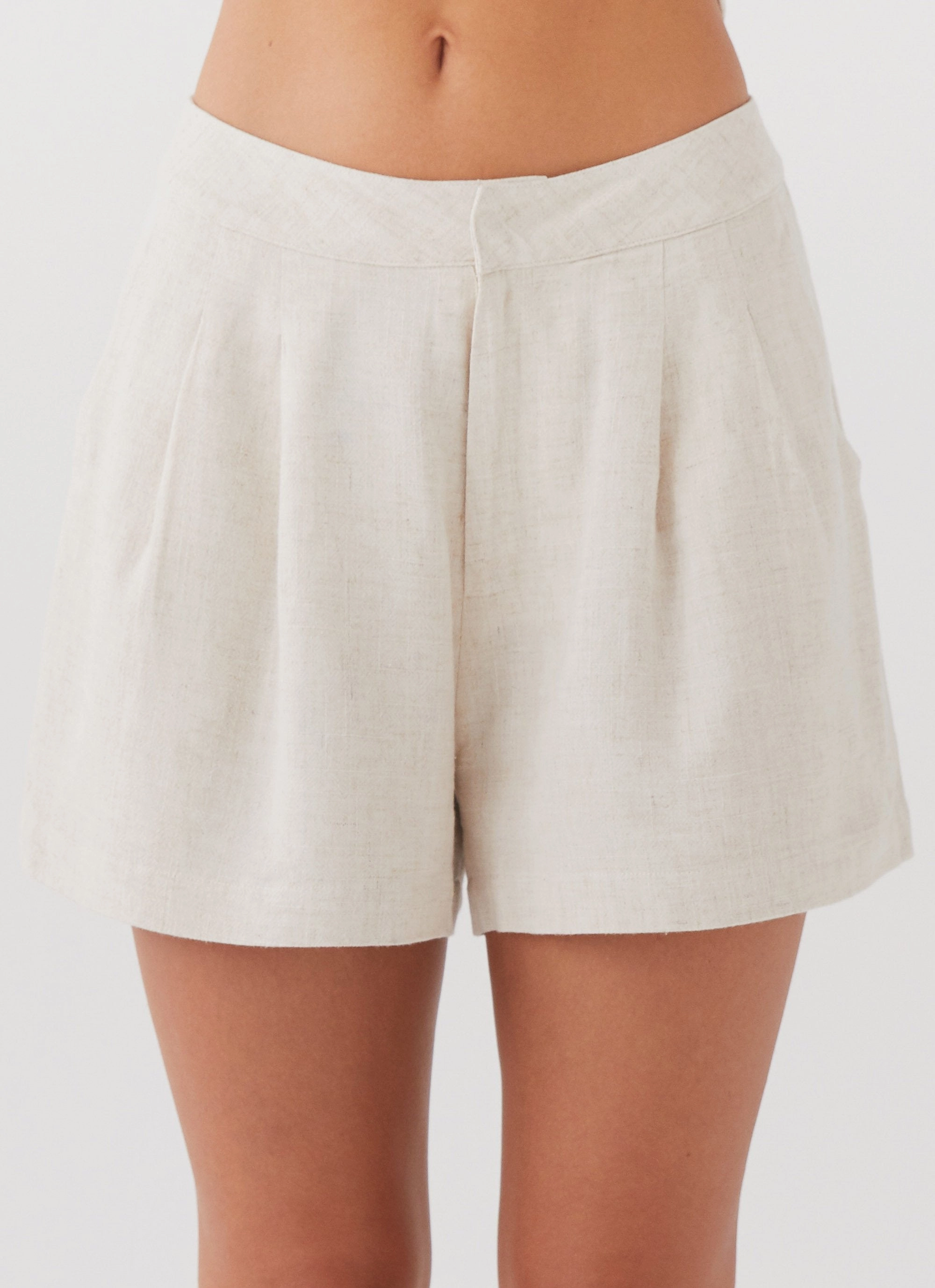 tech fabric Born For Bordeaux Linen Shorts - Oatmeal