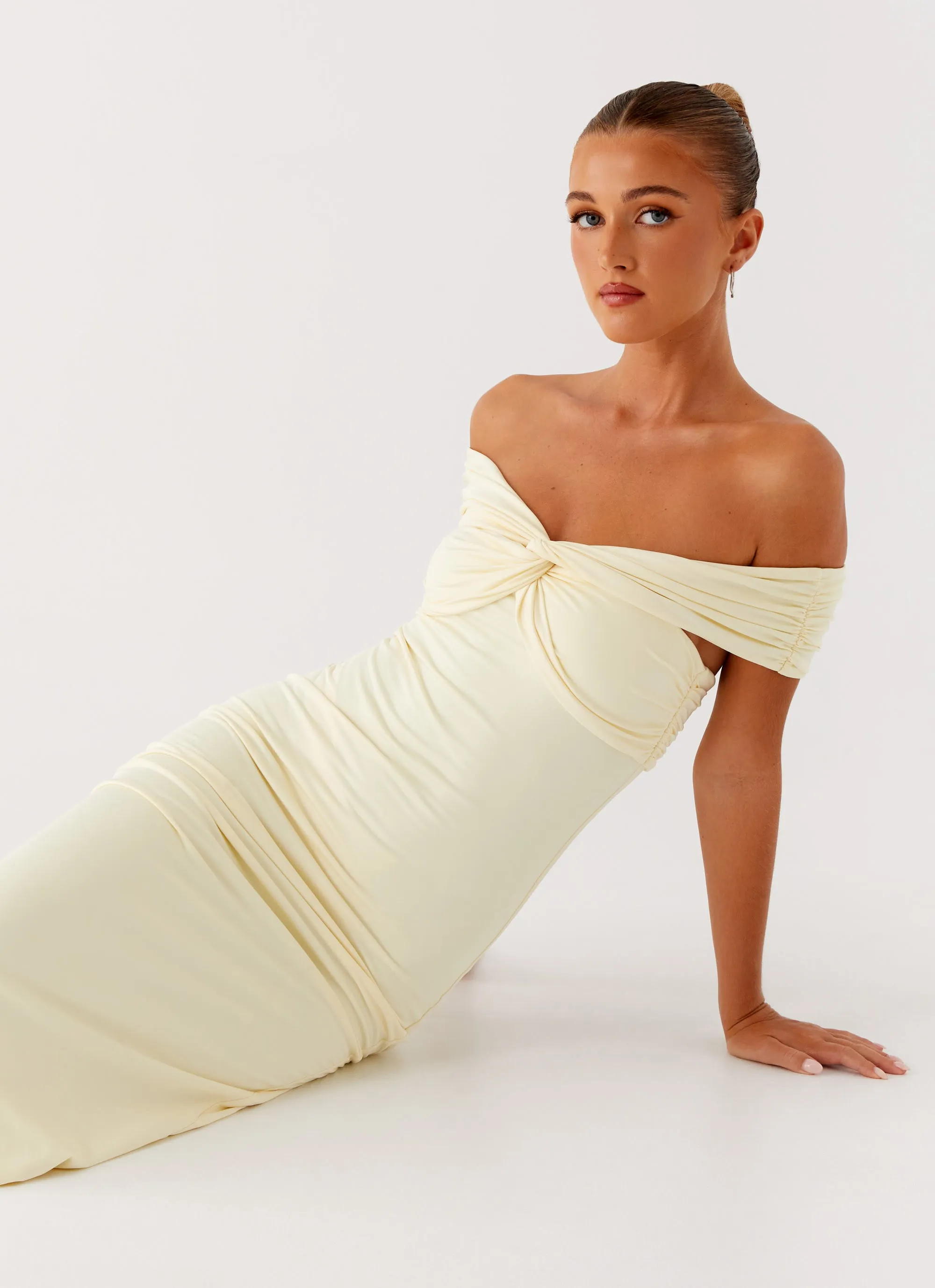 Comfort Fit Subtle Mood Countless Maxi Dress - Yellow