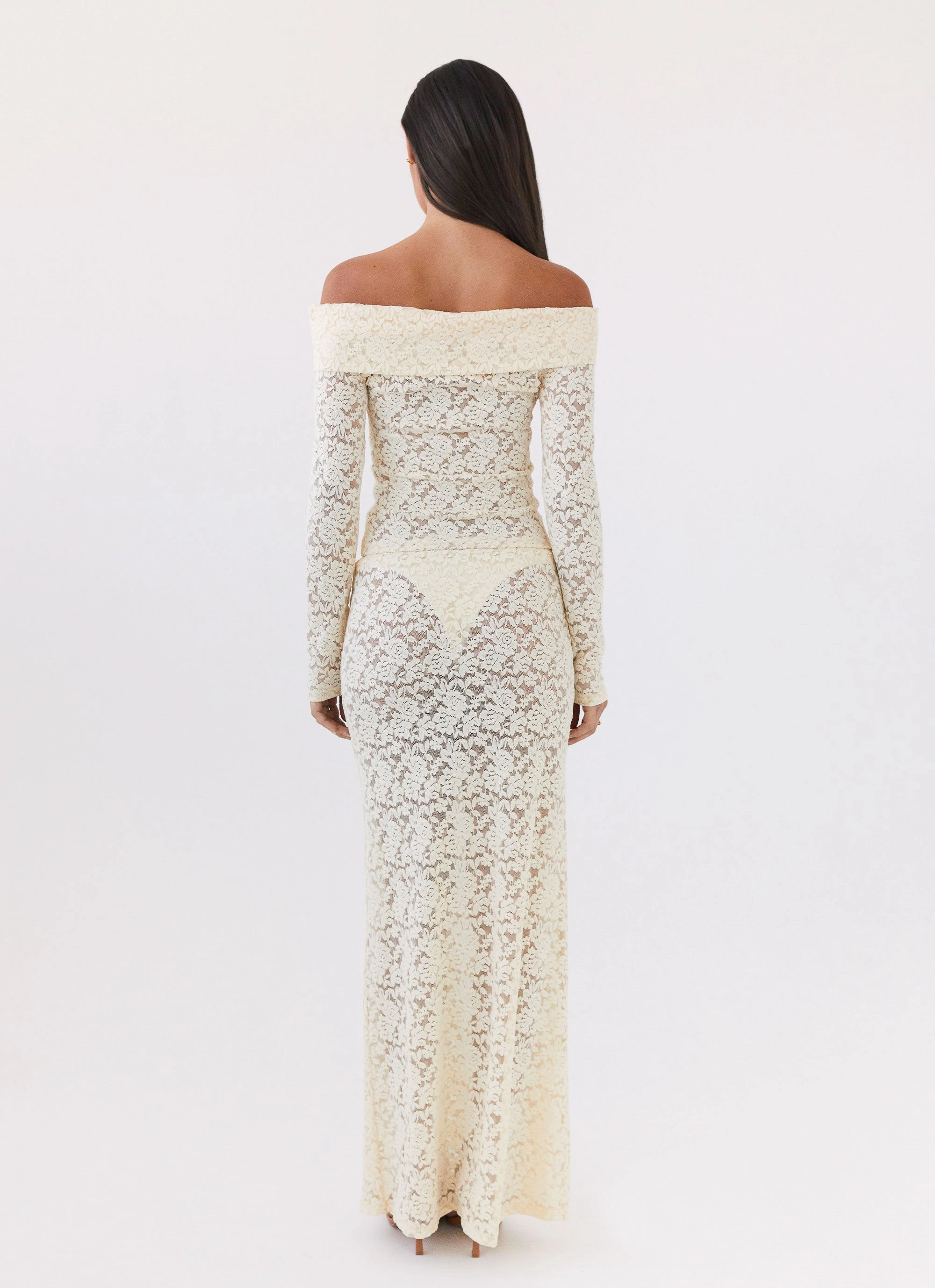 Zephyra Lace Long Sleeve Top - Natural Ribbed Collar Design