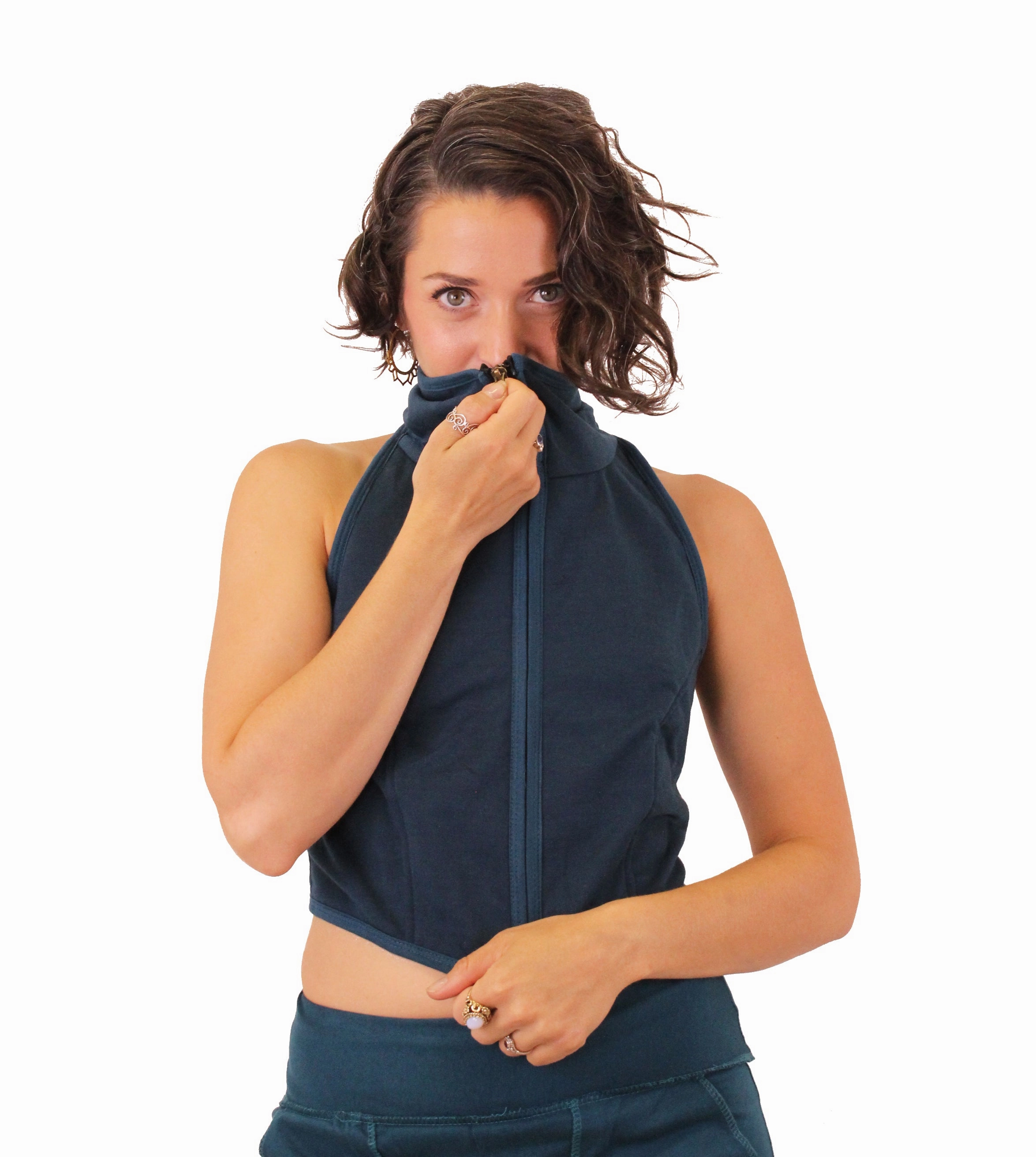 LowProfileZipperSystem SeamlessKnitConstruction Zip Hood Sweatshirt Vest